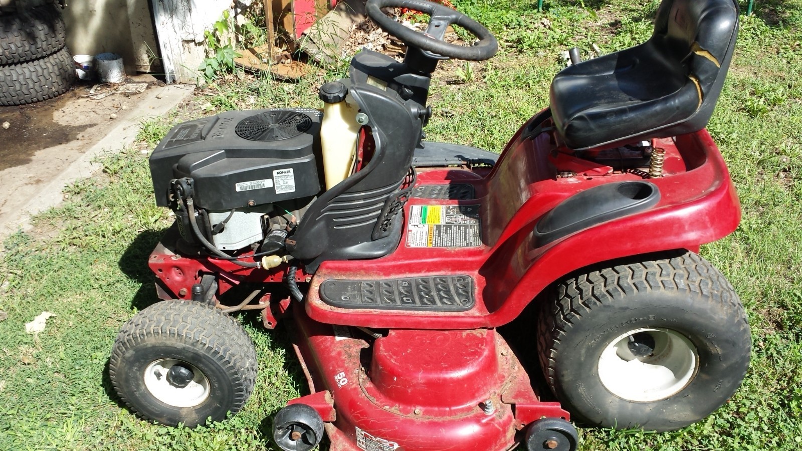WHITE RIDING MOWER