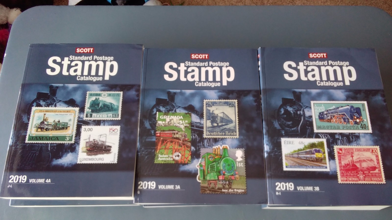 2019 Scott  Postage Stamp Catalogue  + Free Shipping