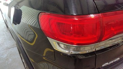 2014-2021 Jeep Grand Cherokee LH Driver Outer Taillight Lamp Nice!!!