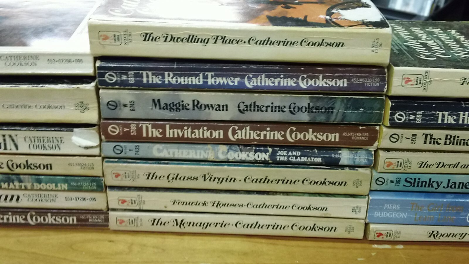 22-Catherine Cookson pb Book Lot!! The Husband,The Invitation,Kate Hannigan...