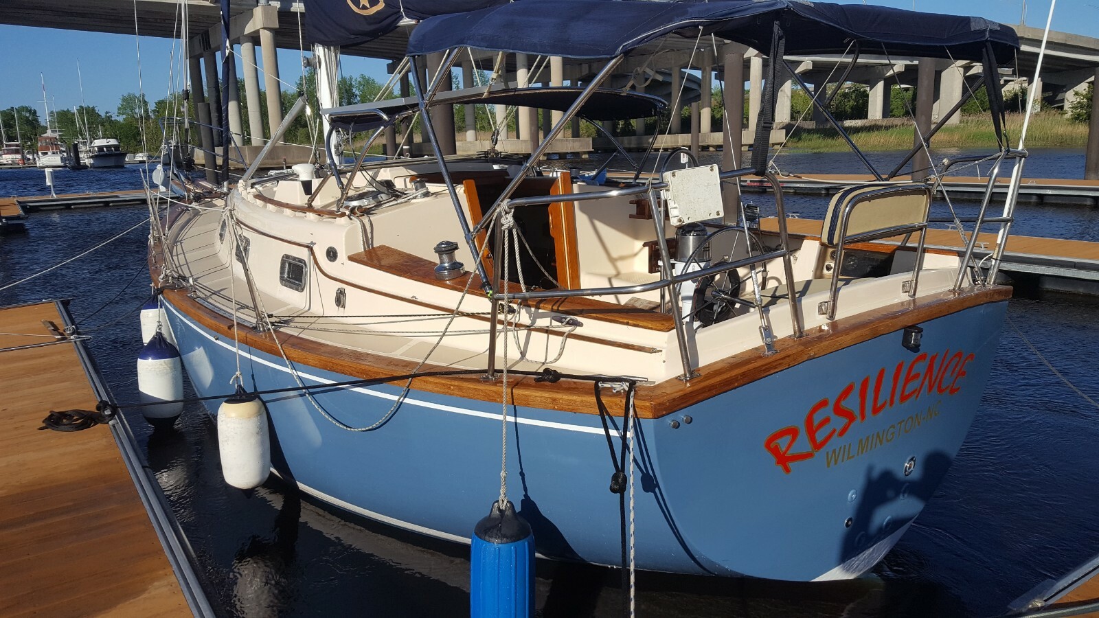 1996 Island Packet 29 Cutter Sailboat - PRICE REDUCED.