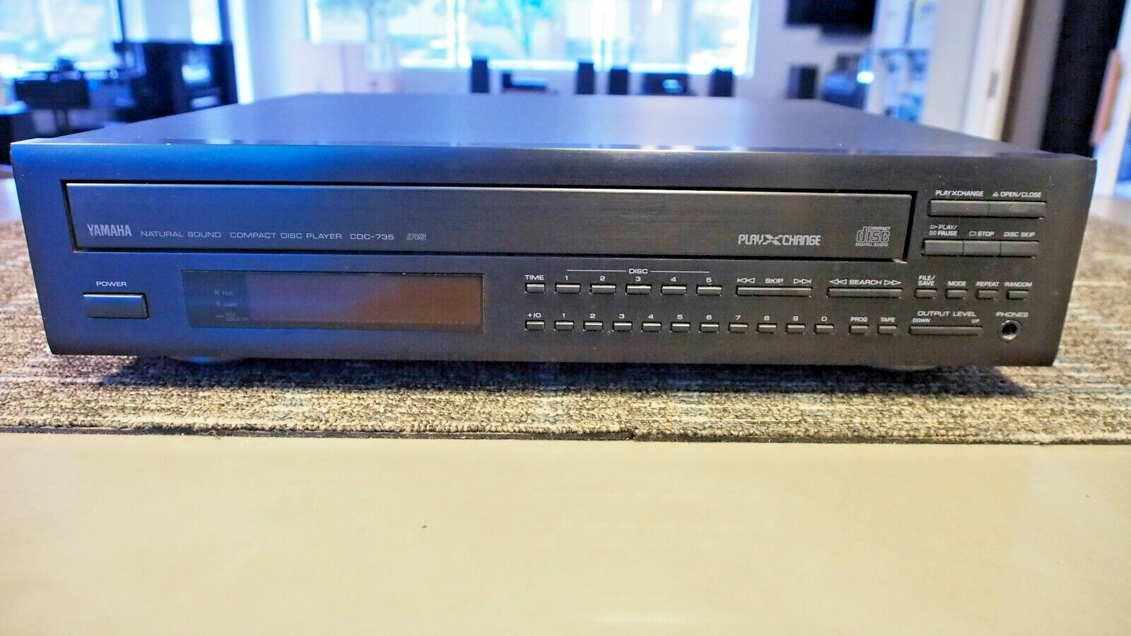 Yamaha CDC-675 multi-disc CD player