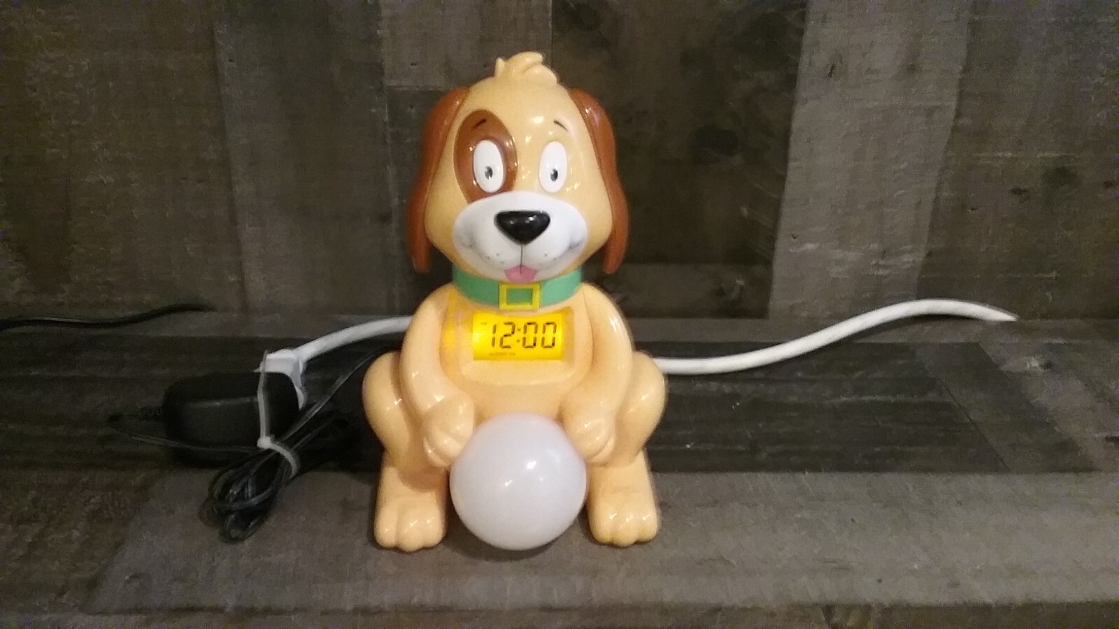 - Plug In Kids Alarm Clock