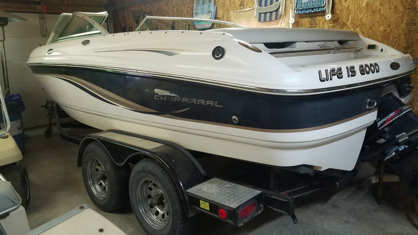 2002 19.6' Chaparral Ski Boat