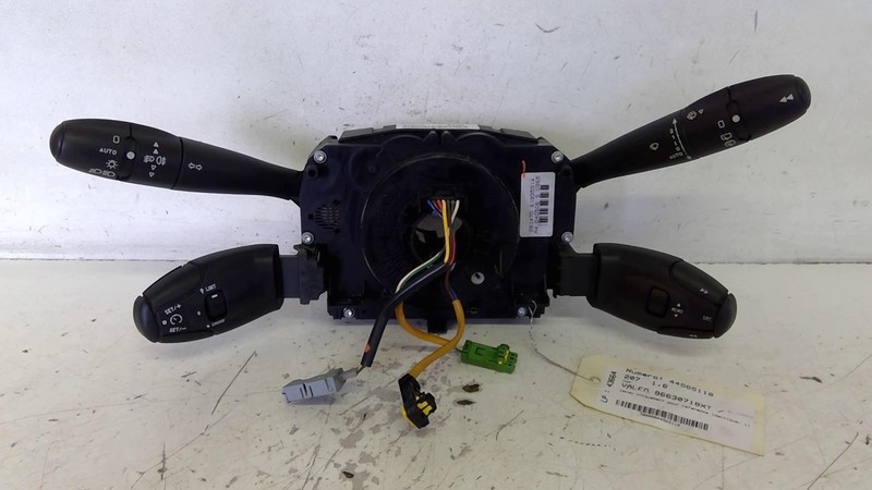 Com (Bloc Contacteur Tournant+Commodo Essuie Glace+Commodo Phare) Peu/R:44565110