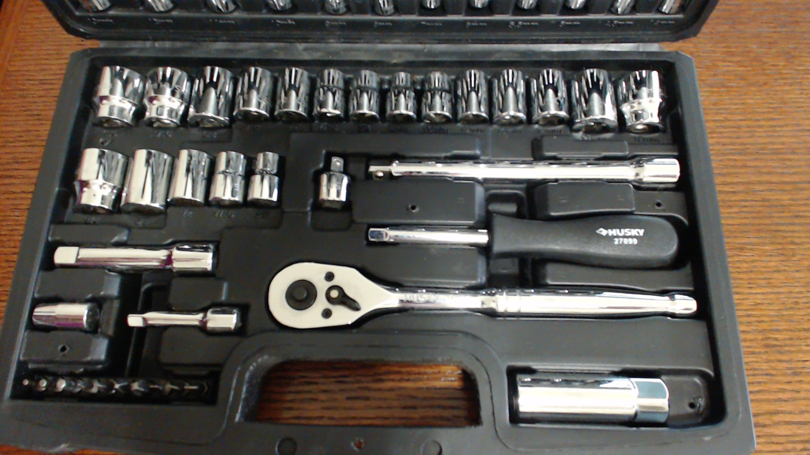 Husky 60-piece Drive Universal Mechanics Tool Set
