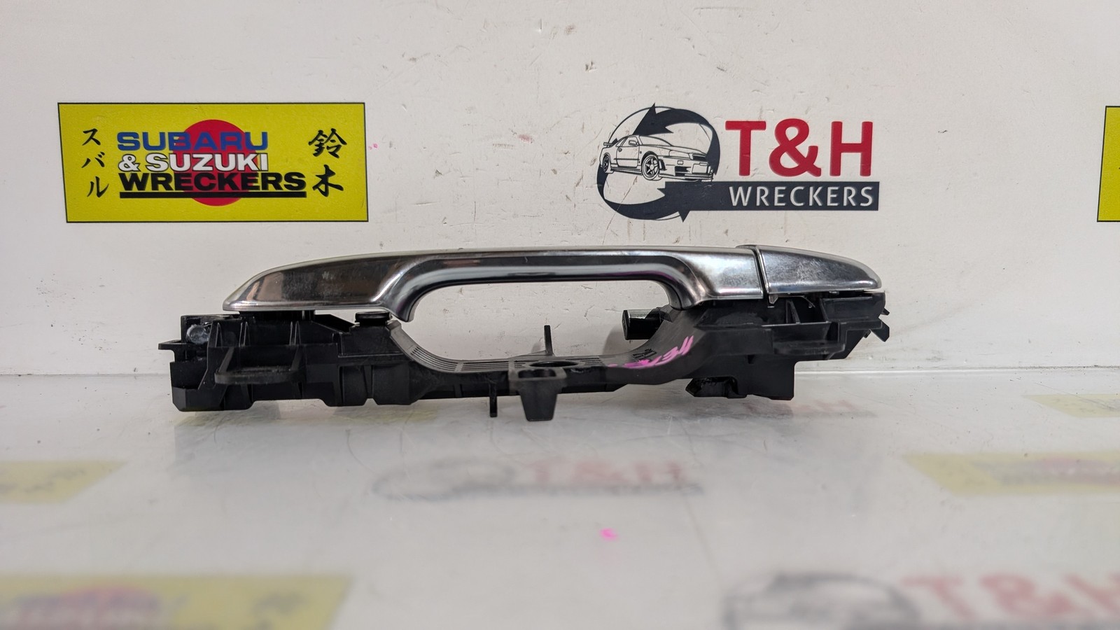 2018 - 2025 Subaru Forester SK Hybrid Left Front Exterior Door Handle - thumbnail 2