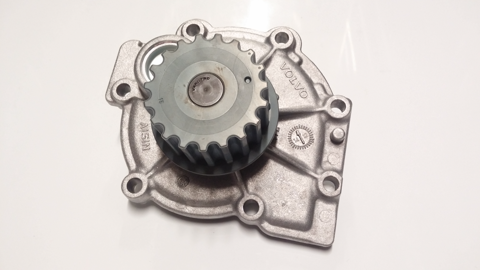 あいうえお Genuine Volvo Engine Water Pump - 30751700 | eBay