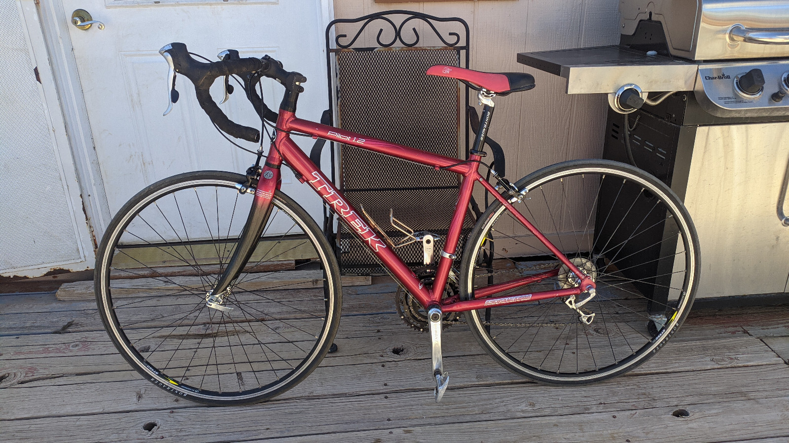 Trek Pilot 1.2 ロードバイク 赤 Trek Pilot 1.2 ロードバイク 赤