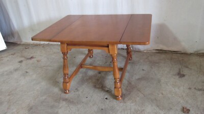 Pa House Pennsylvania Maple Drop Leaf Table Maple