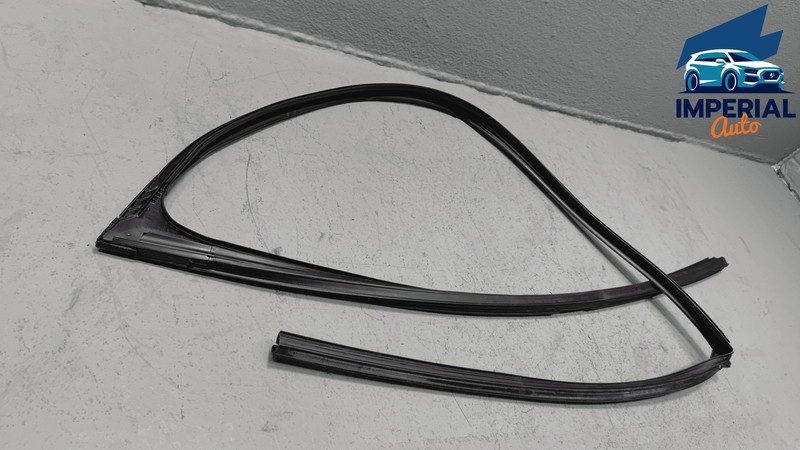 Used 2018-2025 Toyota Camry Front Driver Side Door Window Glass Run Channel Strip OEM