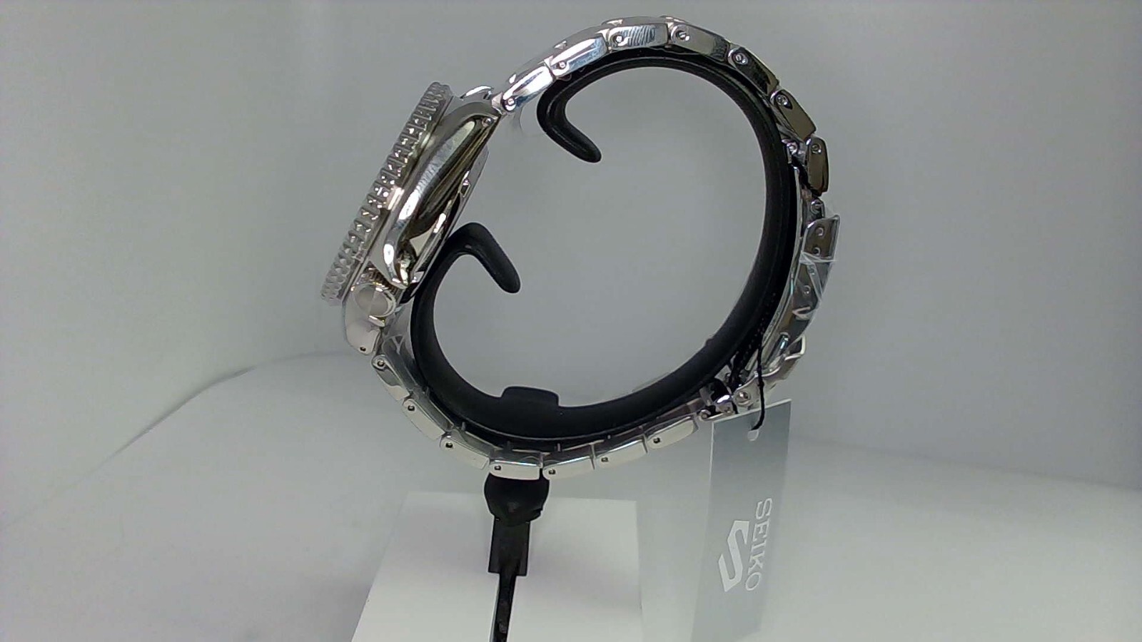 Pre-owned Seiko 5 Sports Sonar Skeleton Dial Steel Watch Srpj47 In Box With Tags