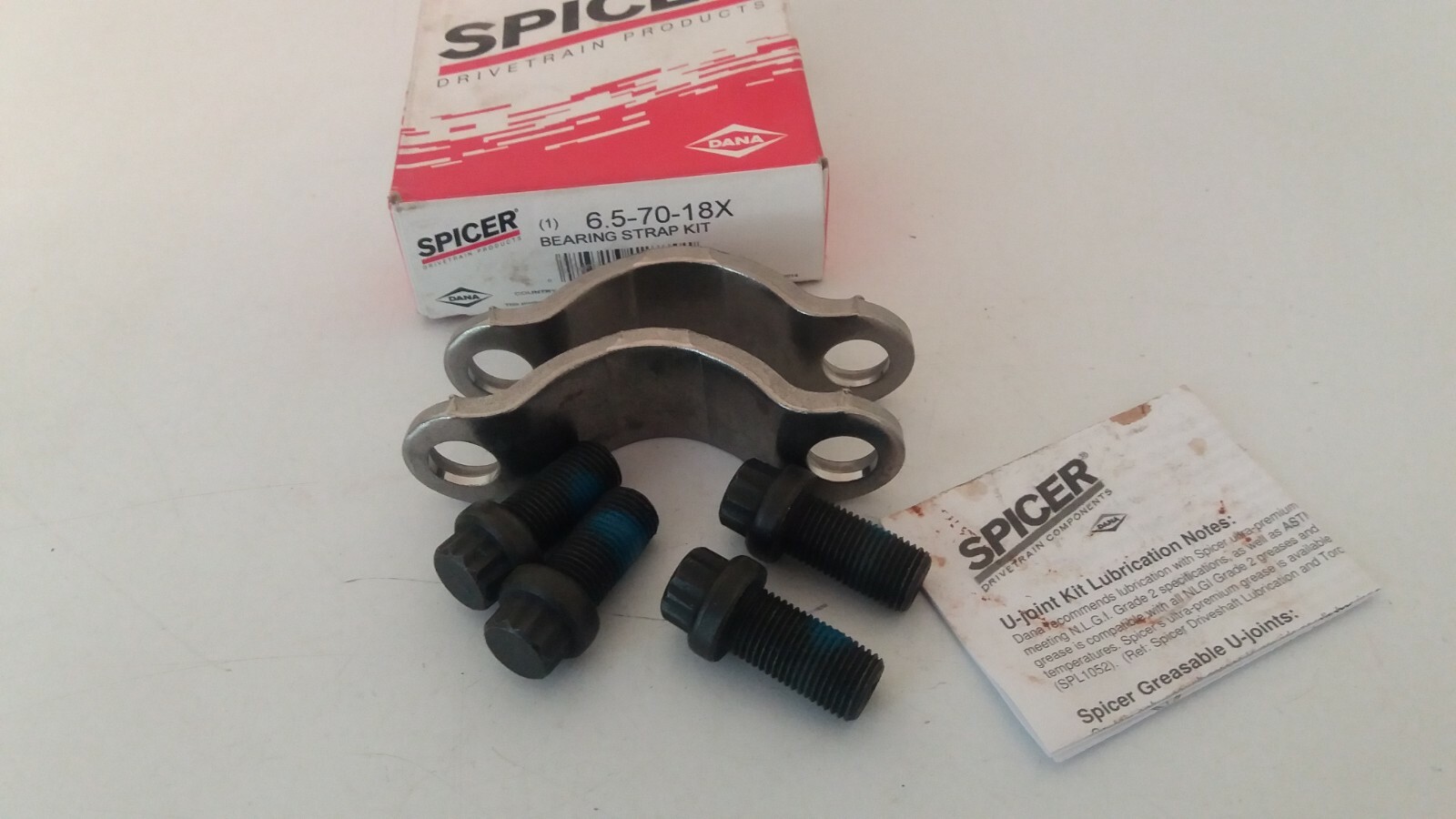 GENUINE NEW SPICER 6.5-70-18X UNIVERSAL BEARING STRAP KIT