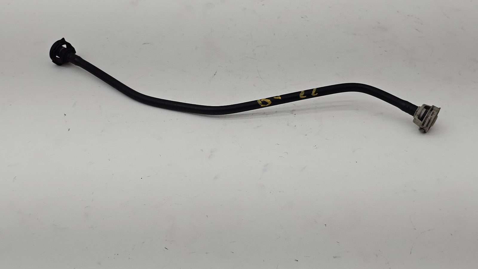 09-16 Audi B8 A4 2.0L Engine Coolant Overflow Tank Hose Line 8K0121081 BB OEM