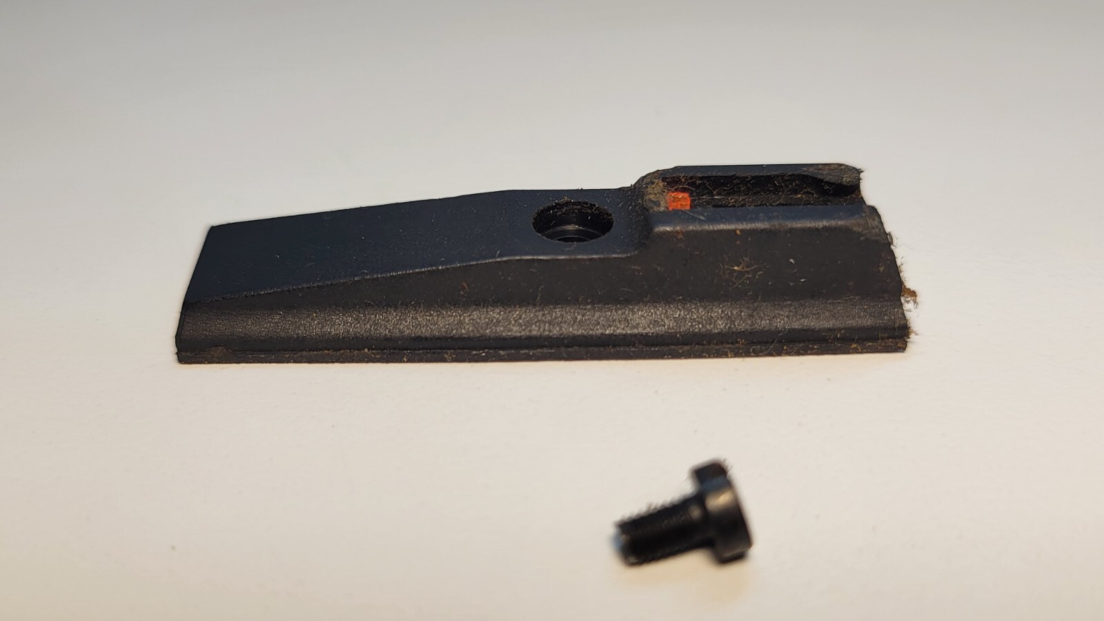 Traditions Sporter Mag Front Sight With Screws - Missing Blade (O)