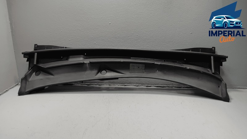 Used 2016-2019 Toyota Highlander Front Windshield Cowl Panel Cover OEM