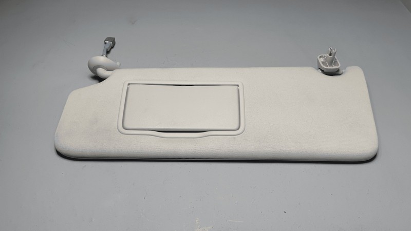Used 2017 - 2020 Acura MDX Front Left Driver Side Sun Visor Sunvisor OEM Sandstorm