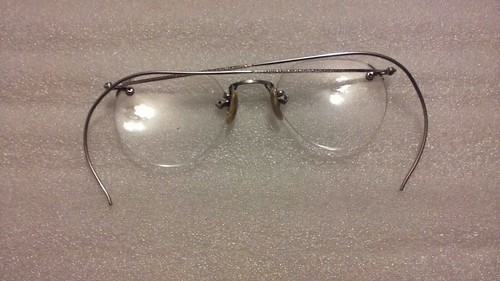 Vtg Silver Tone A.O. 1/10 12K G. F. Antique Rimless Glasses W/Covered Metal Case