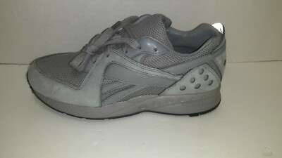 Reebok Pyro Hexalite DV6828 Grey Leather Cross Trainer Shoes - Boys Size 4.5 EUC