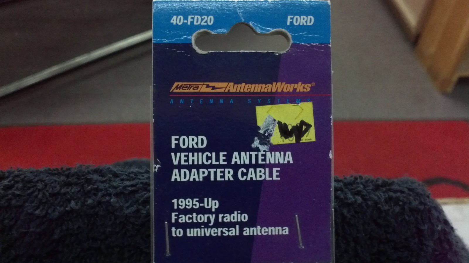 Metra 40-FD20 Aftermarket Antenna Adapter to OEM Radio for Select 1996-2007 Ford