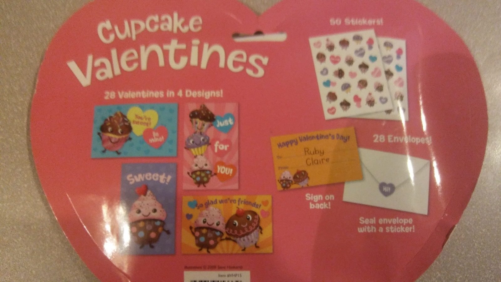 Peaceable Kingdom Valentine Heart Pack Cupcake Cards and Stickers,new in package