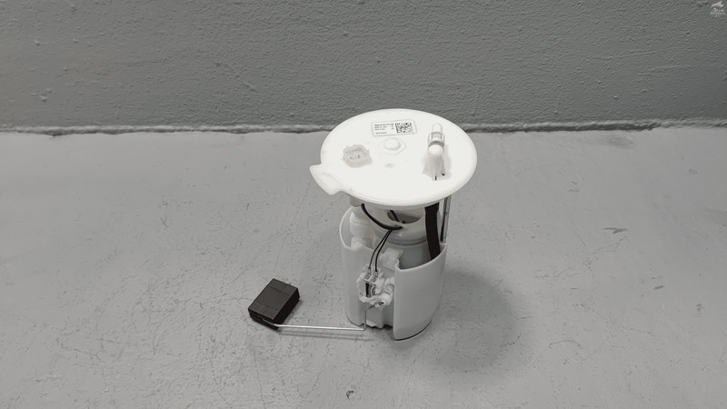 Used 2018-2024 Toyota Camry 2.5L Gasoline Fuel Tank Pump Assembly OEM