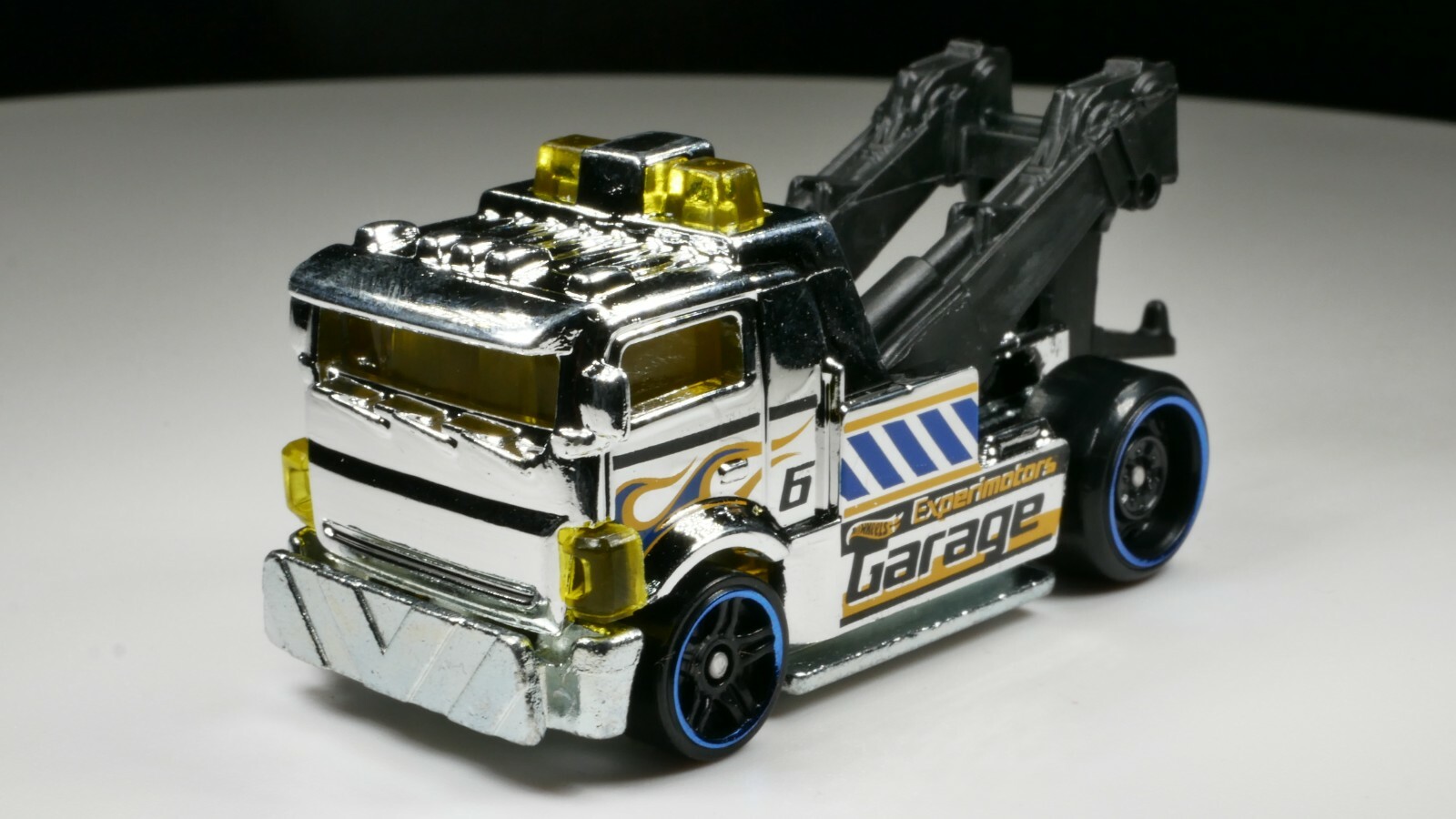 2019 Heavy Hitcher Chrome 1/64 Scale DIECAST COLLECTOR    Car Designer Ryu Asada