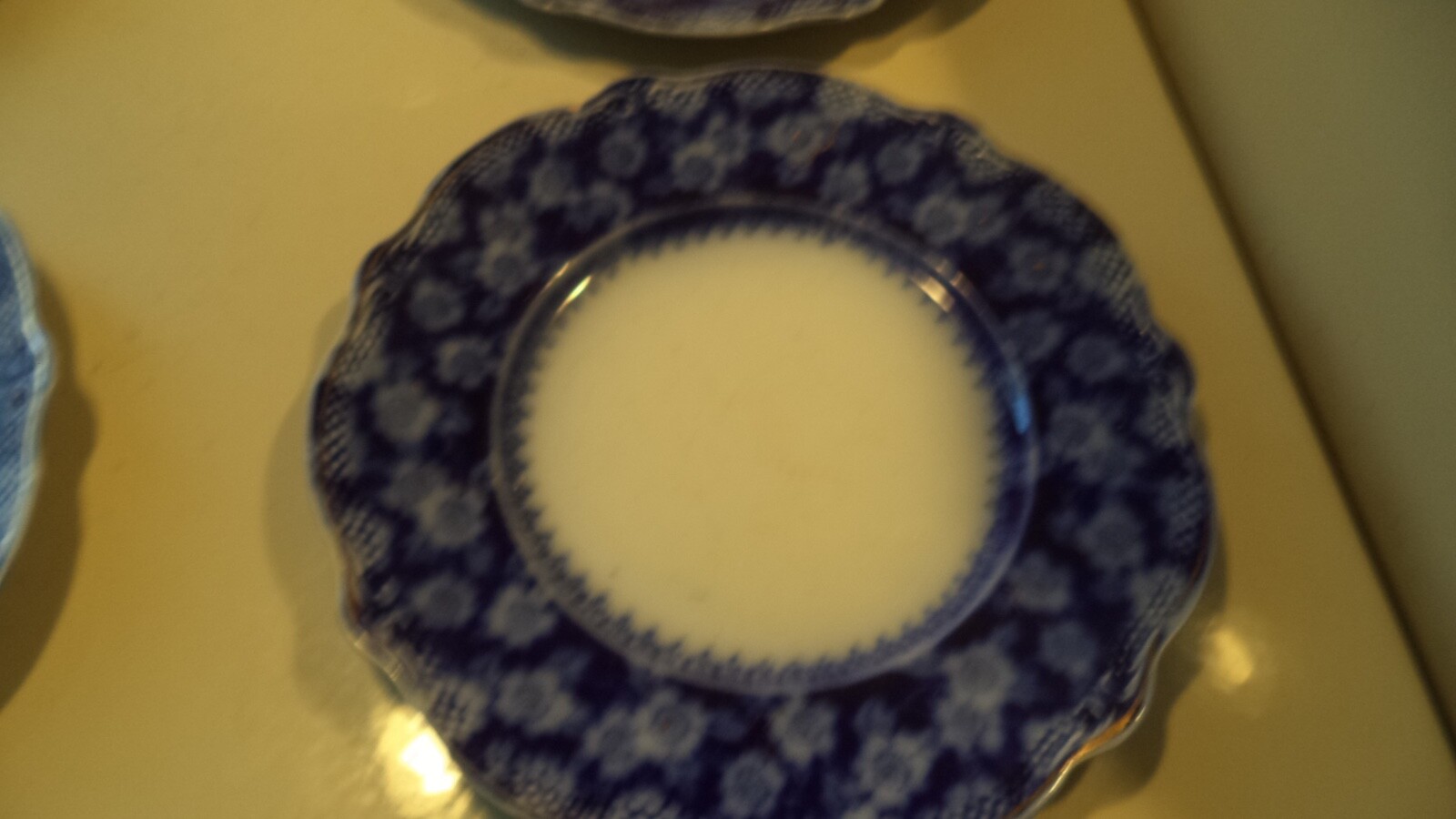 Lot 4 Antique WH GRINDLEY FLOW BLUE 8