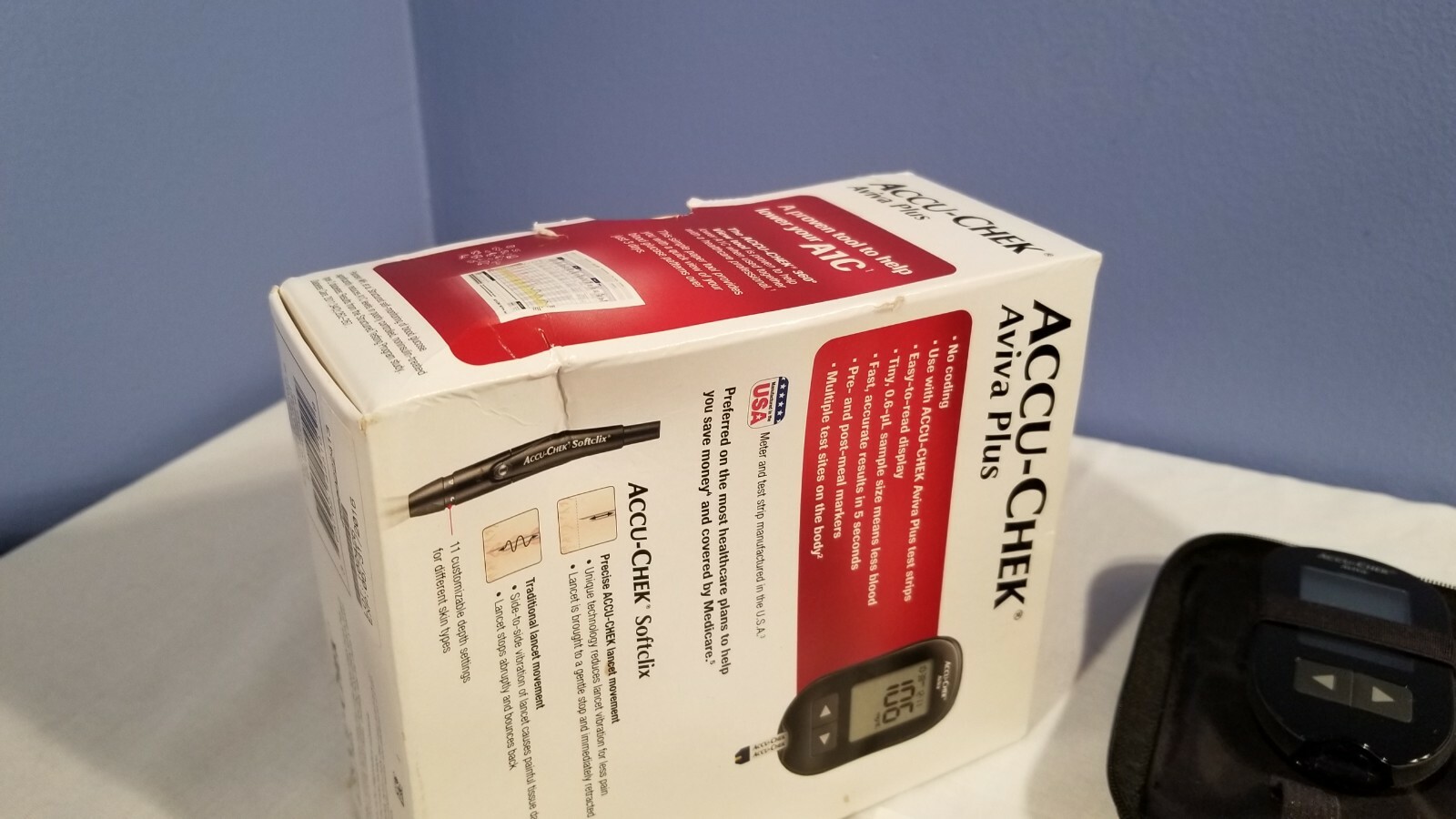 Accu-Chek Aviva Plus Blood Glucose Monitoring System with Case in Box, no strips