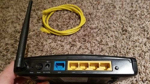 BELKIN N150 Wireless WiFi N Router - used