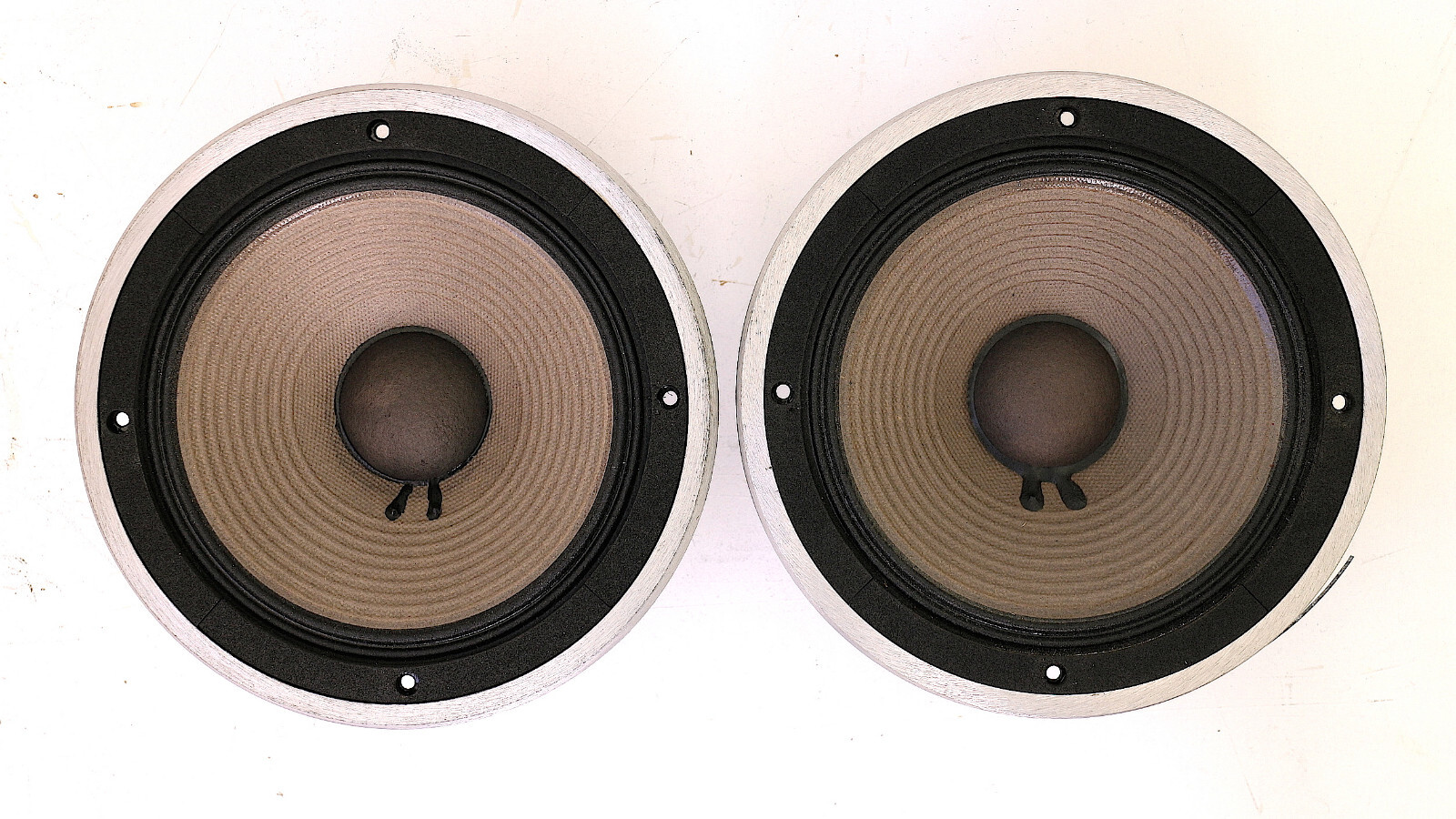 JBL 2118H ペア - 高音質8インチミッドレンジドライバー ⁄ ウーファー