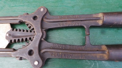 Vintage Cast Iron Wooden Handles Cattle Dehorner Tool JAMES SCULLY POMEROY PA