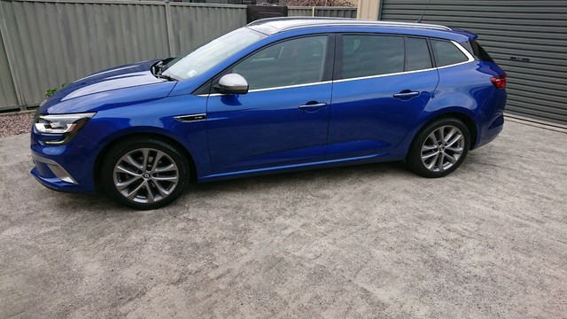 Renault megane caravan