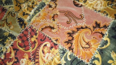 BEAUTIFUL ANTIQUE HAND MADE EMBROIDERED PRINTED VELVET CRAZY QUILT - 60 X 76