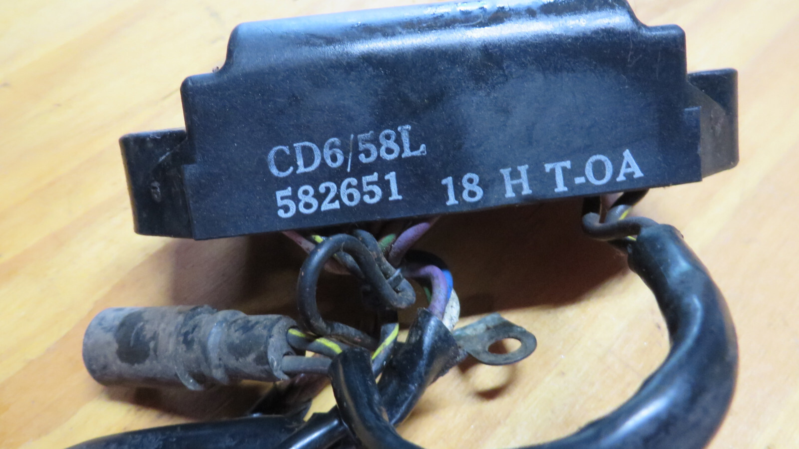 26-31 OMC エビンルード/ジョンソン船外機用 CDI パワーパック CD6AL-5800 0586098 90hp～115hp 中古品 26-31 OMC エビンルード/ジョンソン船外機用 CDI パワーパック