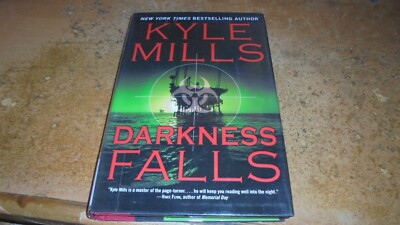 Darkness Falls by Kyle Mills (2007, Hardcover