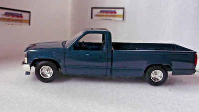 ERTL AMT 1990 Chevy Silverado C-1500 Dealer Promo Model 1:25 Blue Metallic #6036