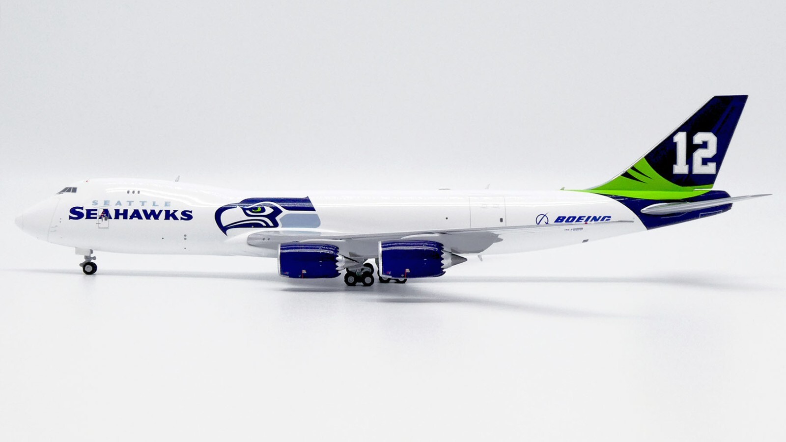BOEING 747-8F ハウス SEATTLE SEAHAWKS 1:400 House Color Boeing 747-8F N770BA Seattle Seahawks JC Wings