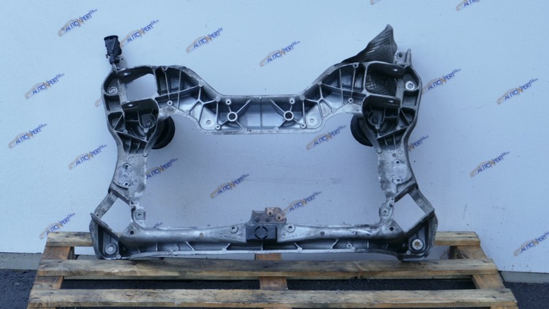 Mercedes W203 C220 Support De L'Essieu Avant Essieu Transporteur Routier