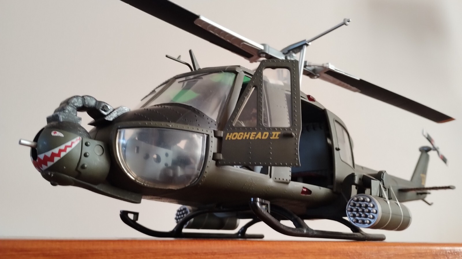 21st Century Toys UH-1C Huey Hog 'Hog Head II' 1/18th LARGE