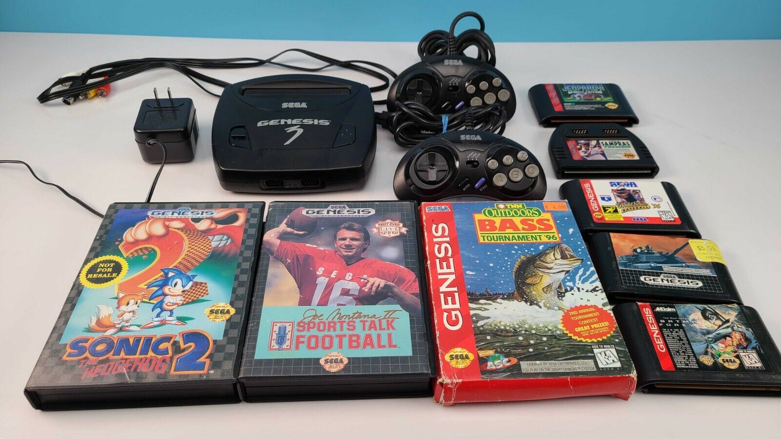 Sega Genesis 3本体一式【新品未使用・MD北米版】 Sega Genesis 3本体一式【新品未使用・MD北米版】 Sega Genesis