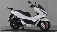 2022 Honda Bikes PCX125 125 CVT V-Belt Euro 5 Scooter Petrol Automatic