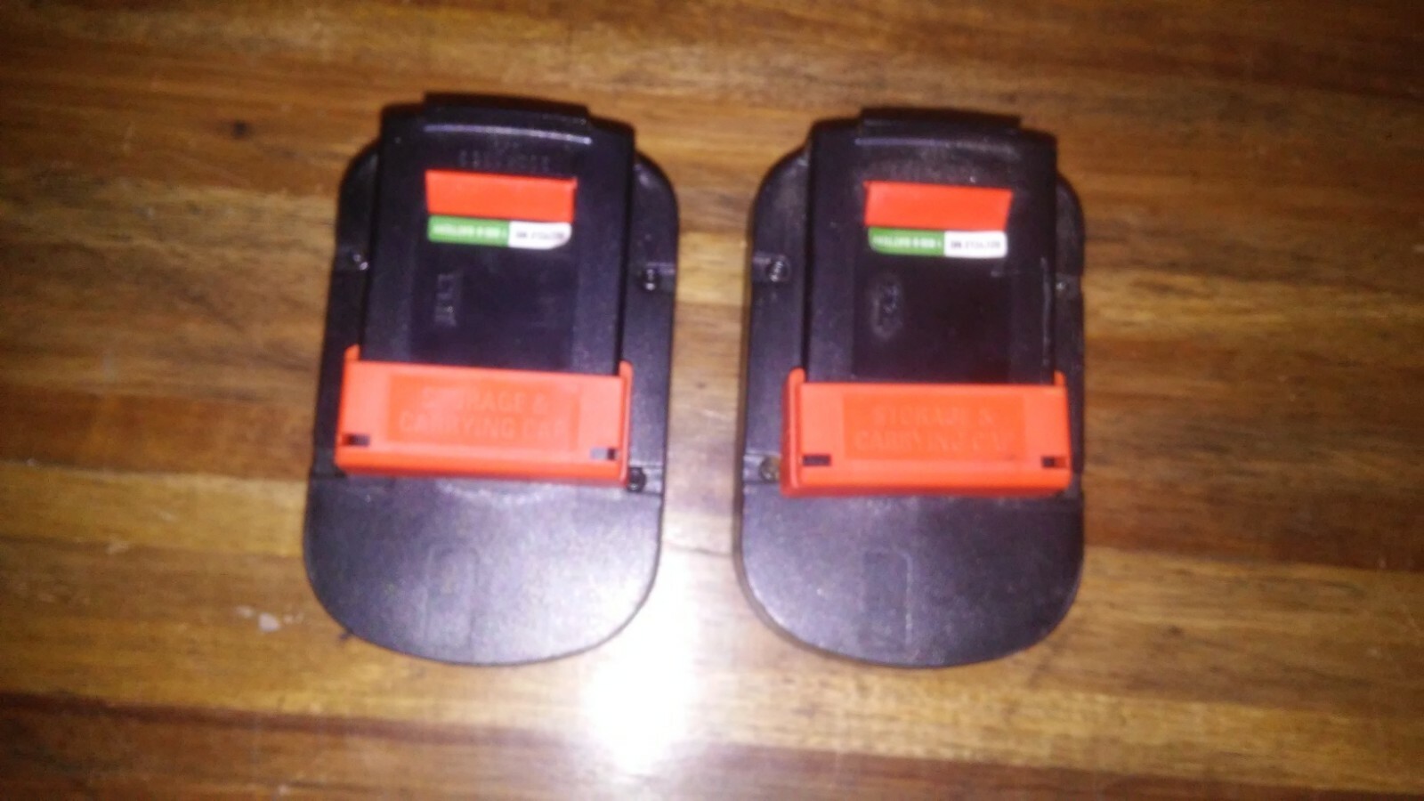 Black & Decker cordless drill, 2 bat, flashlt, handsaw, sd sensor, charger, case