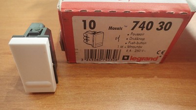 Support à Vis Legrand Mosaic 74804 - Pièce Détachée Pour Installation électrique Ancienne