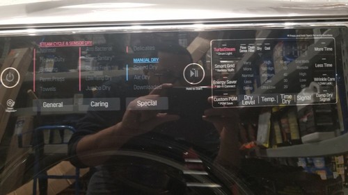 LG - Signature 9.0 cu. ft. 14-cycle smart wi-fi gas dryer with turbosteam