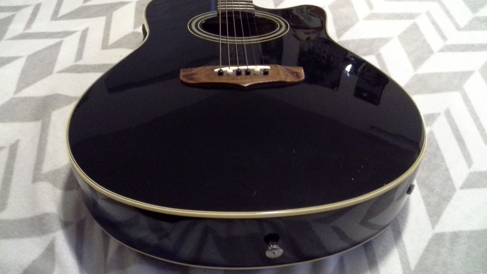 RARE- FENDER MONTARA ACOUSTIC/ELECTRIC GUITAR