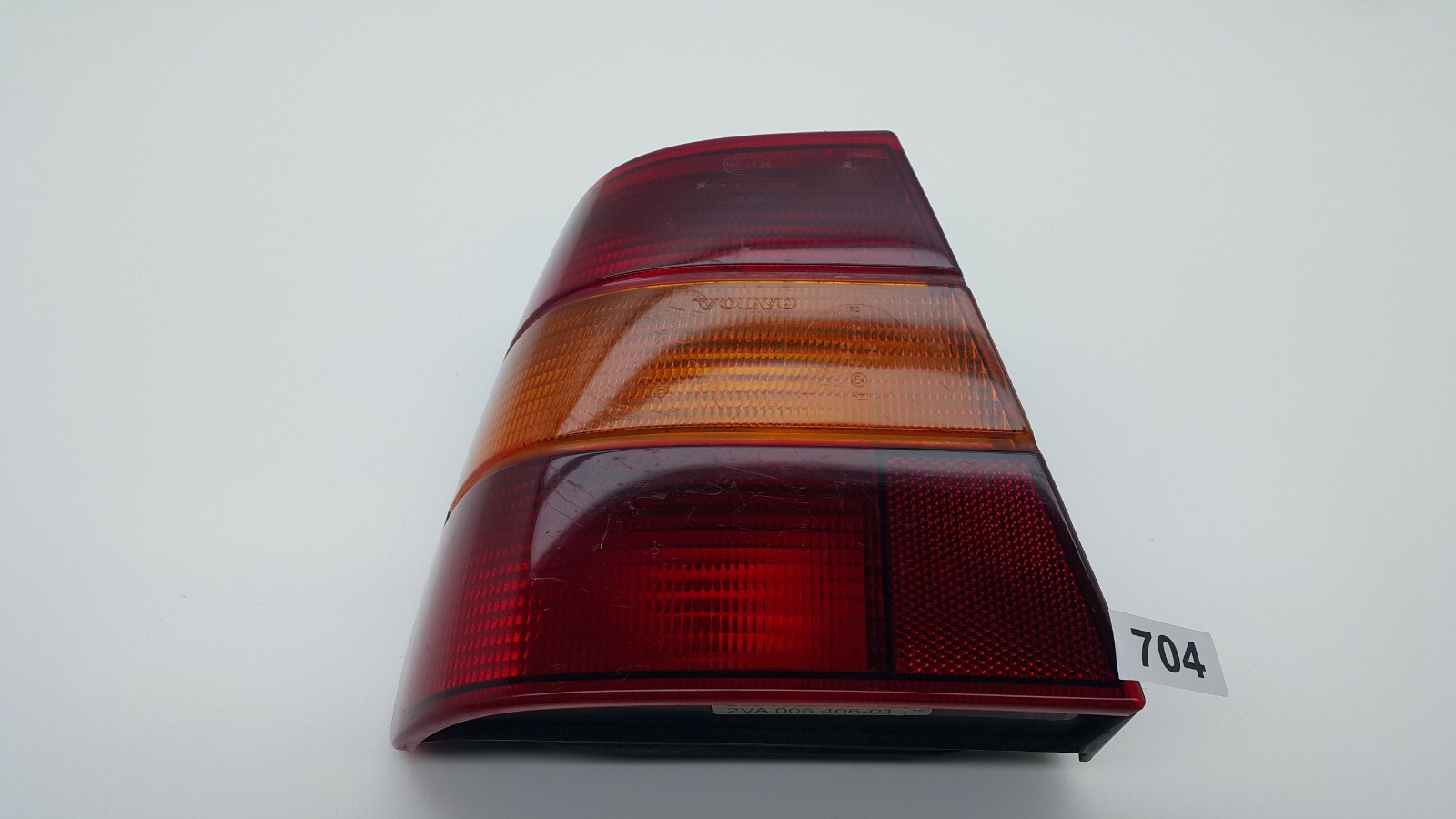 VOLVO 940 REAR TAIL LIGHT OEM LEFT SIDE 138609 3534083