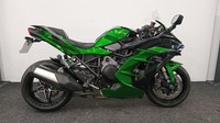 KAWASAKI NINJA H2 SX SE ** MOT DEC 2026 - QUICKSHIFTER - HEATED GRIPS ** 