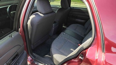 image 3 of interior