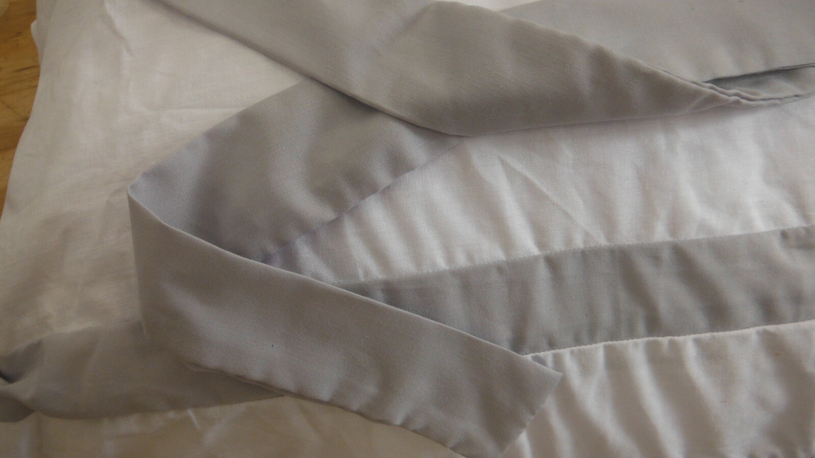 BabyDoll Bedding Baby Doll Bedding Modern Hotel Style Bassinet Skirt, Grey (C34)